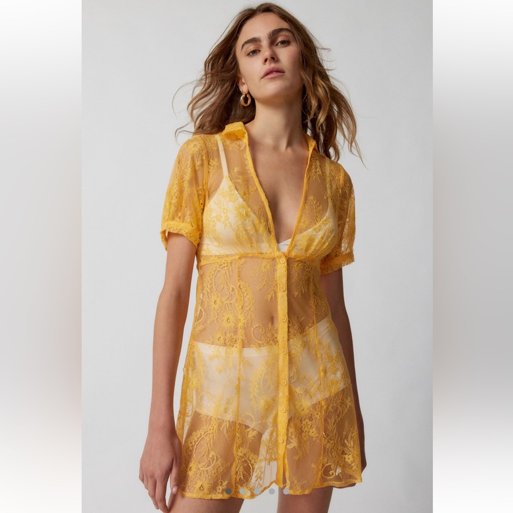 NWT UO Connie Sheer Lace Mini Dress in Light Orange size Medium